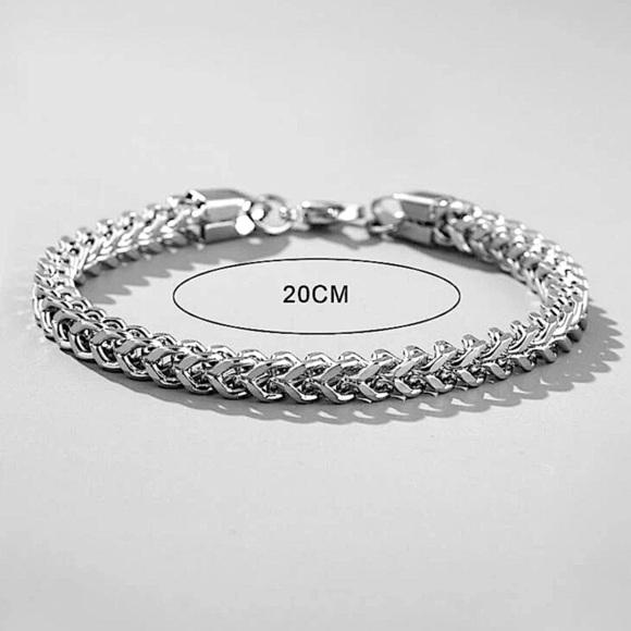 STAINLESS STEEL MINIMALIST BRACELET - Picture 3 of 3